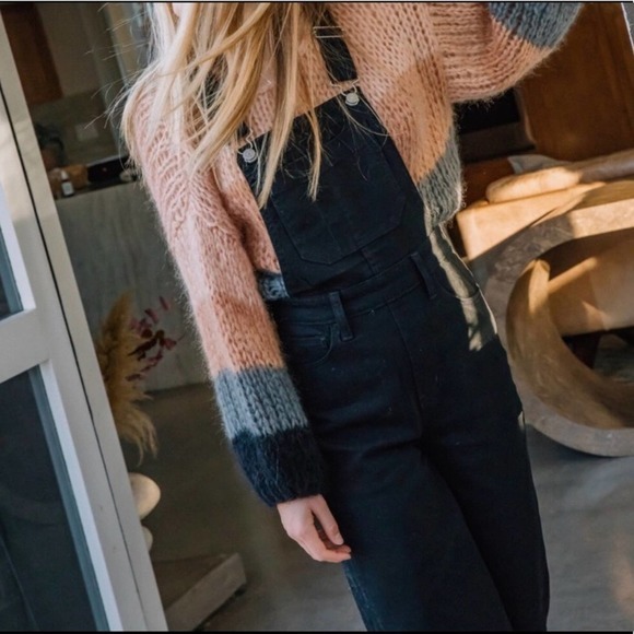 Levi’s Black Skinny‎ Overalls. - Picture 3 of 12